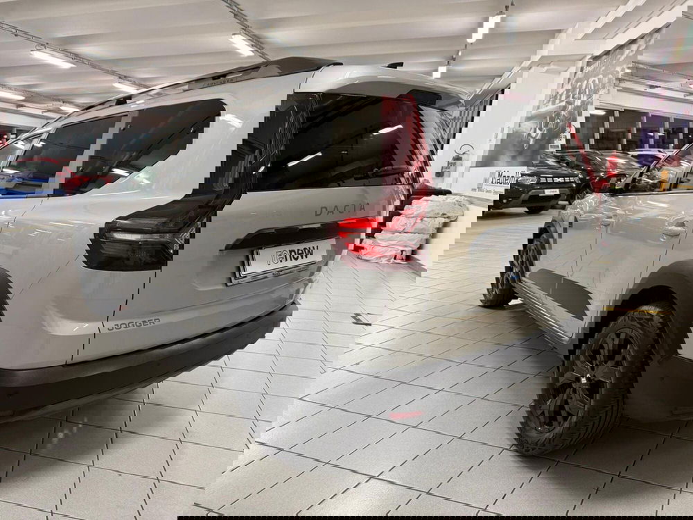 Dacia Jogger usata a Brescia (7)