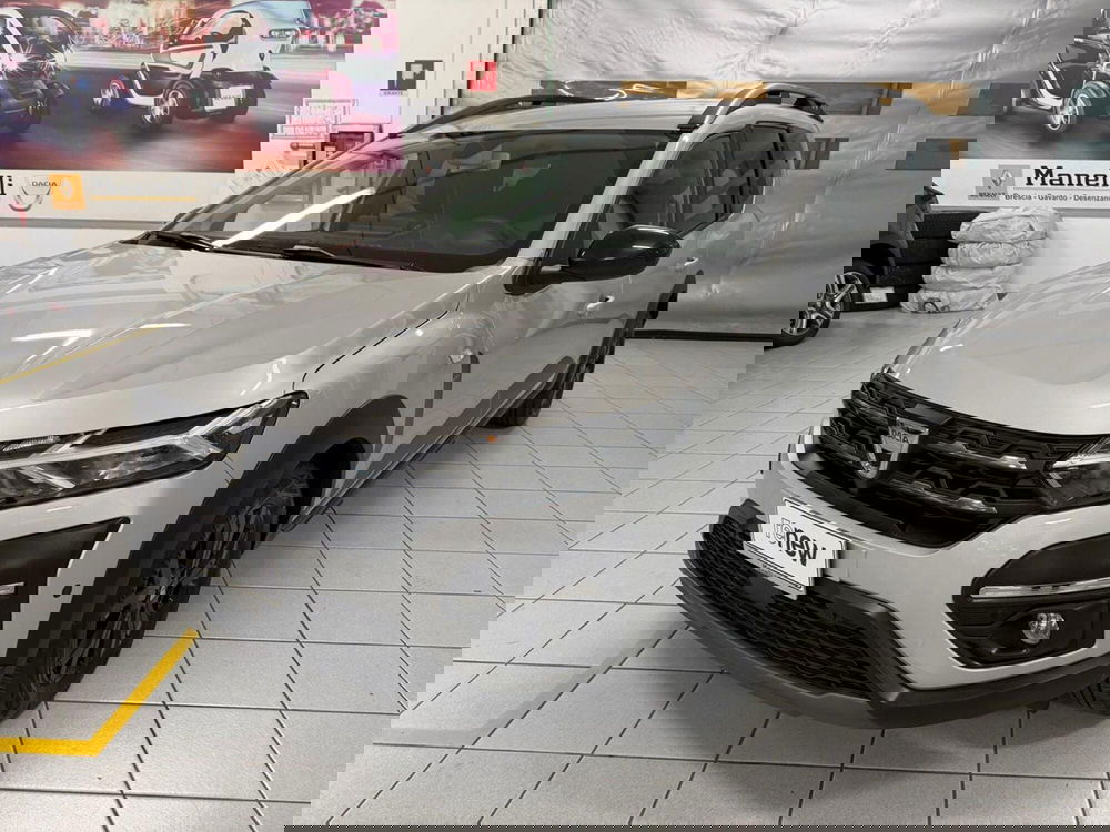 Dacia Jogger usata a Brescia (9)