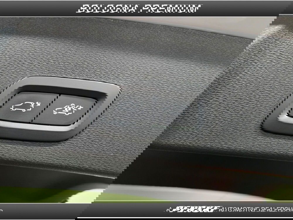 Volvo XC40 usata a Bologna (11)