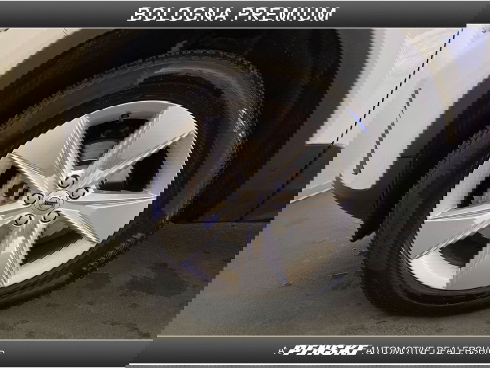 Volvo XC40 usata a Bologna (9)