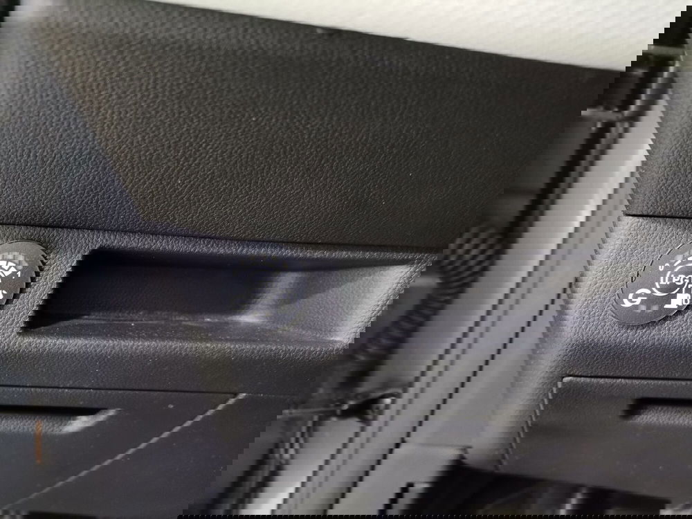 Renault Clio usata a Salerno (19)