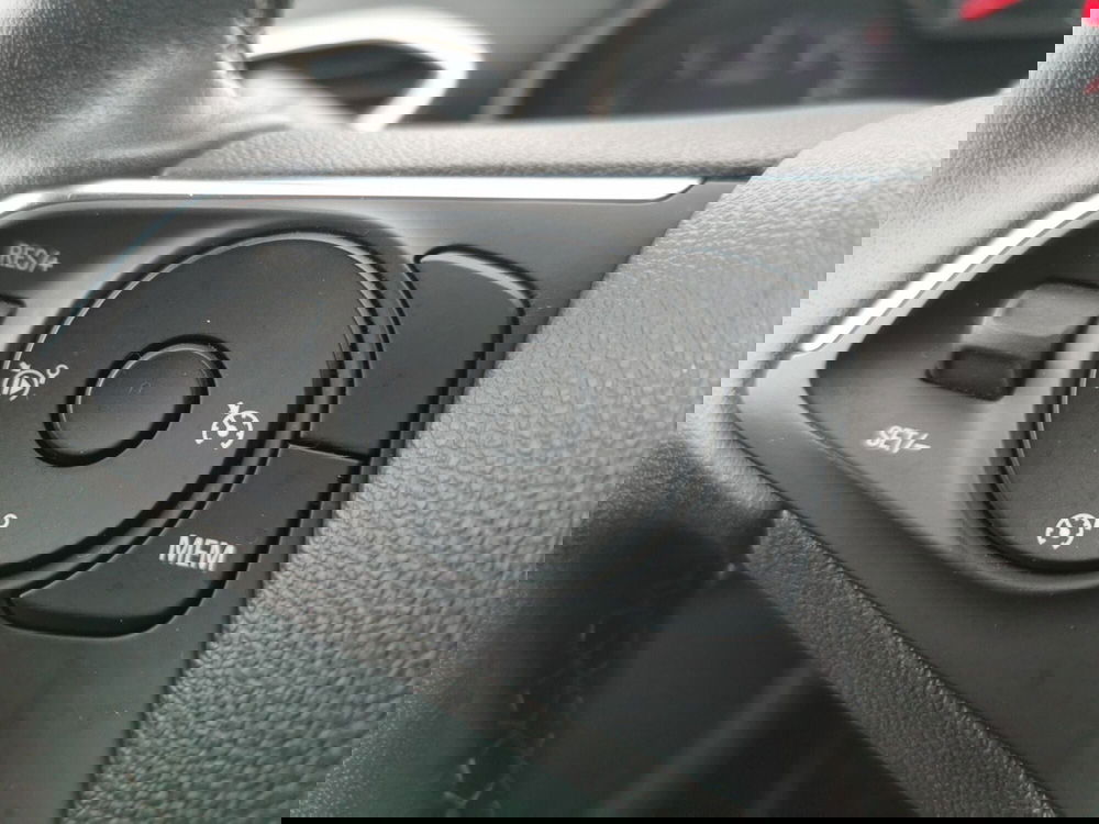 Opel Crossland usata a Taranto (17)