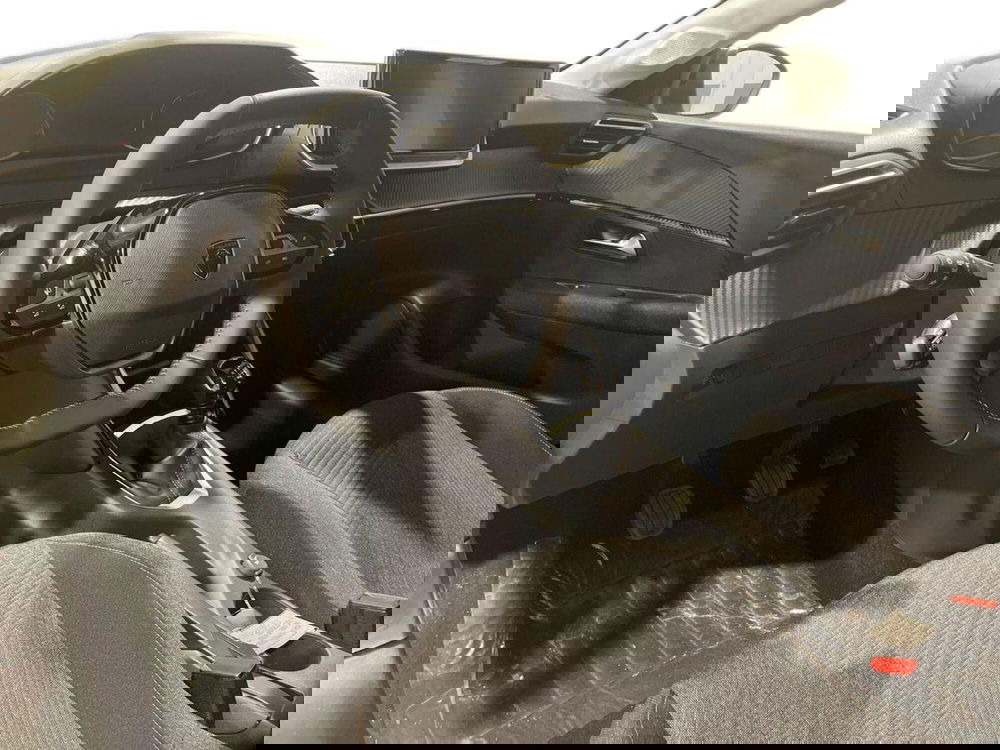 Peugeot 208 nuova a Salerno (9)