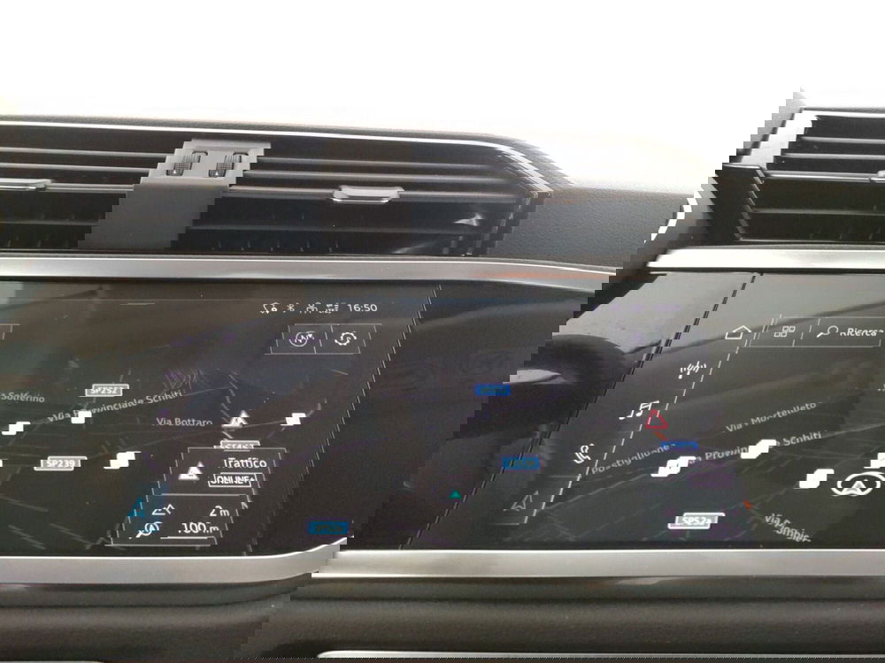 Audi Q3 Sportback usata a Napoli (18)