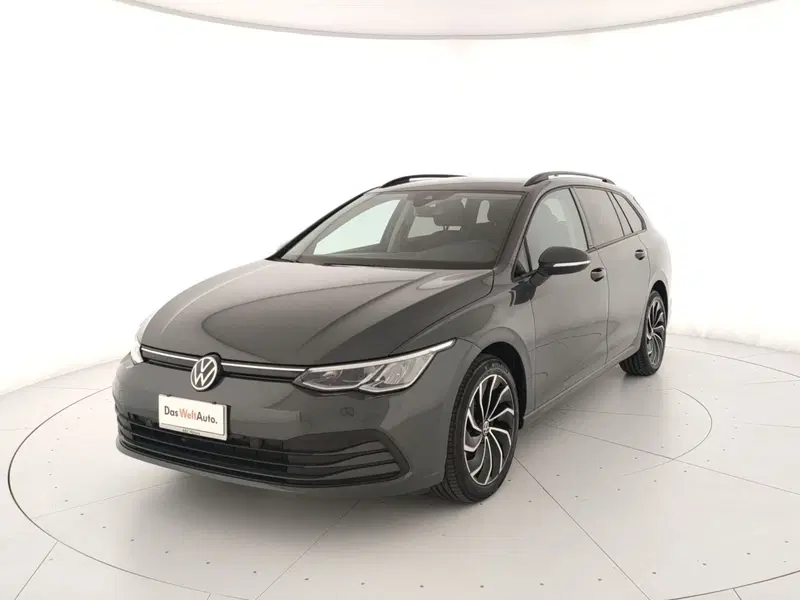 Volkswagen Golf Variant usata a Napoli