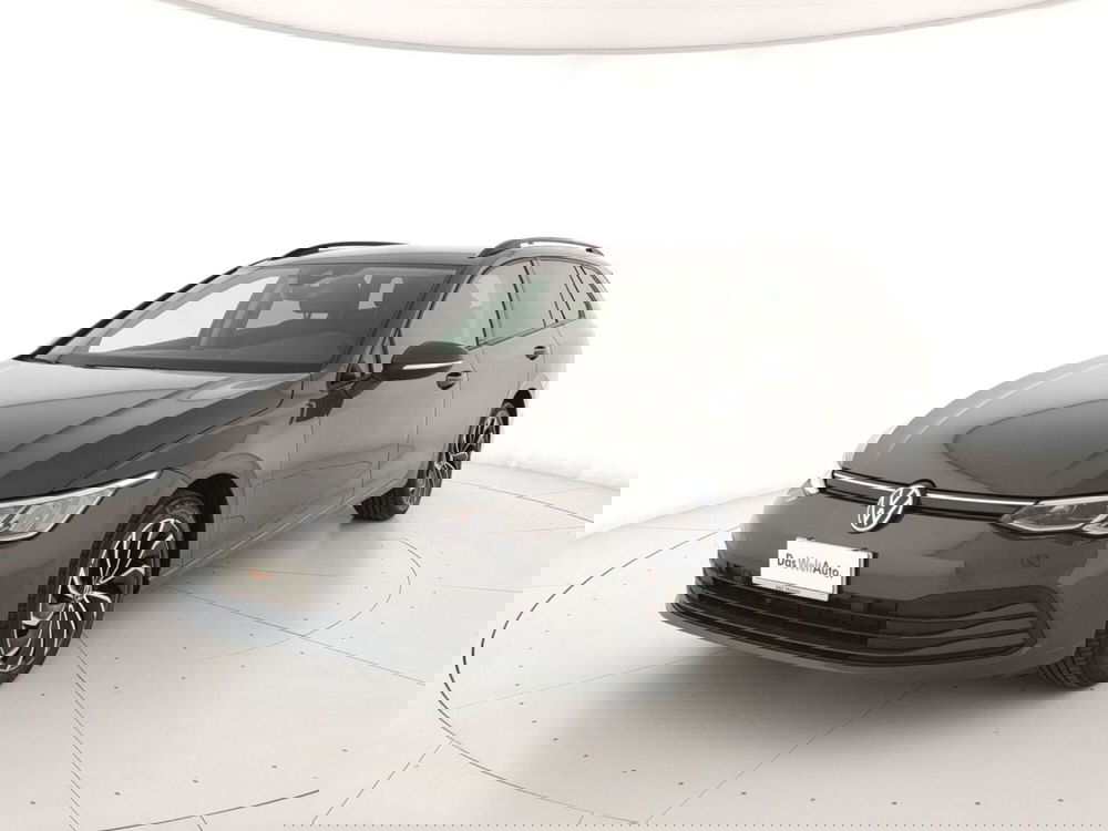 Volkswagen Golf Variant usata a Napoli