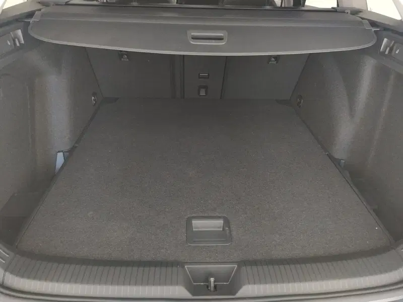 Volkswagen Golf Variant usata a Napoli (16)