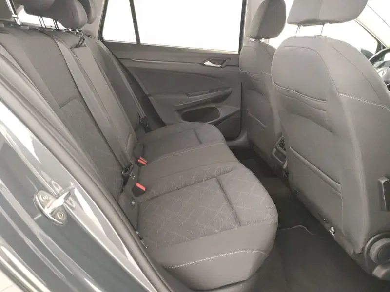 Volkswagen Golf Variant usata a Napoli (8)