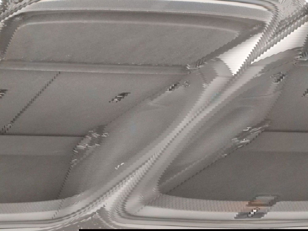 Volkswagen T-Cross usata a Napoli (10)