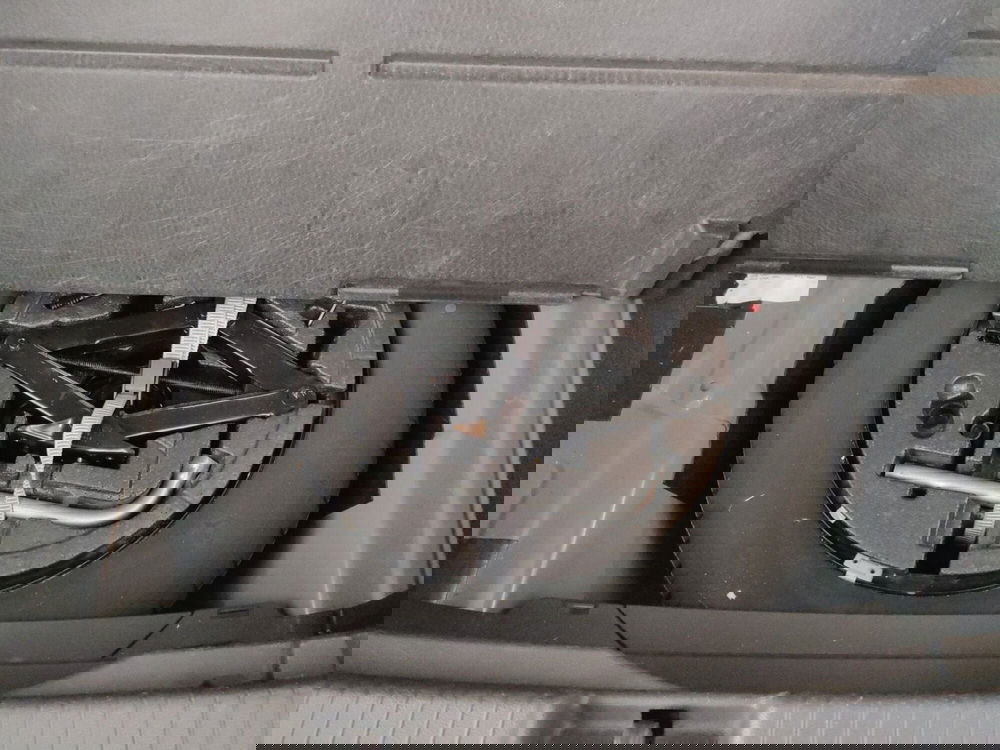 Volkswagen T-Cross usata a Napoli (11)