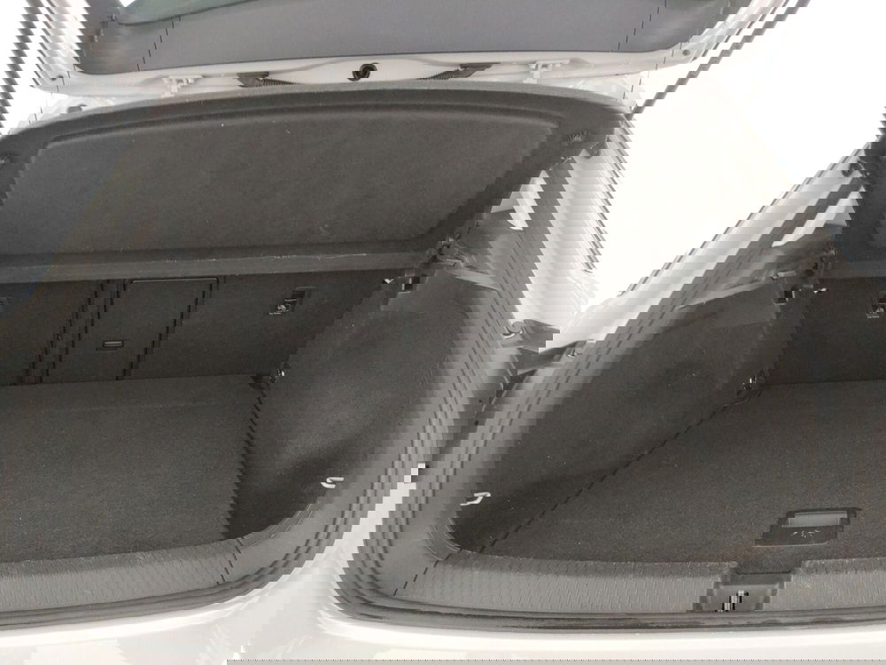 Volkswagen T-Roc usata a Napoli (18)