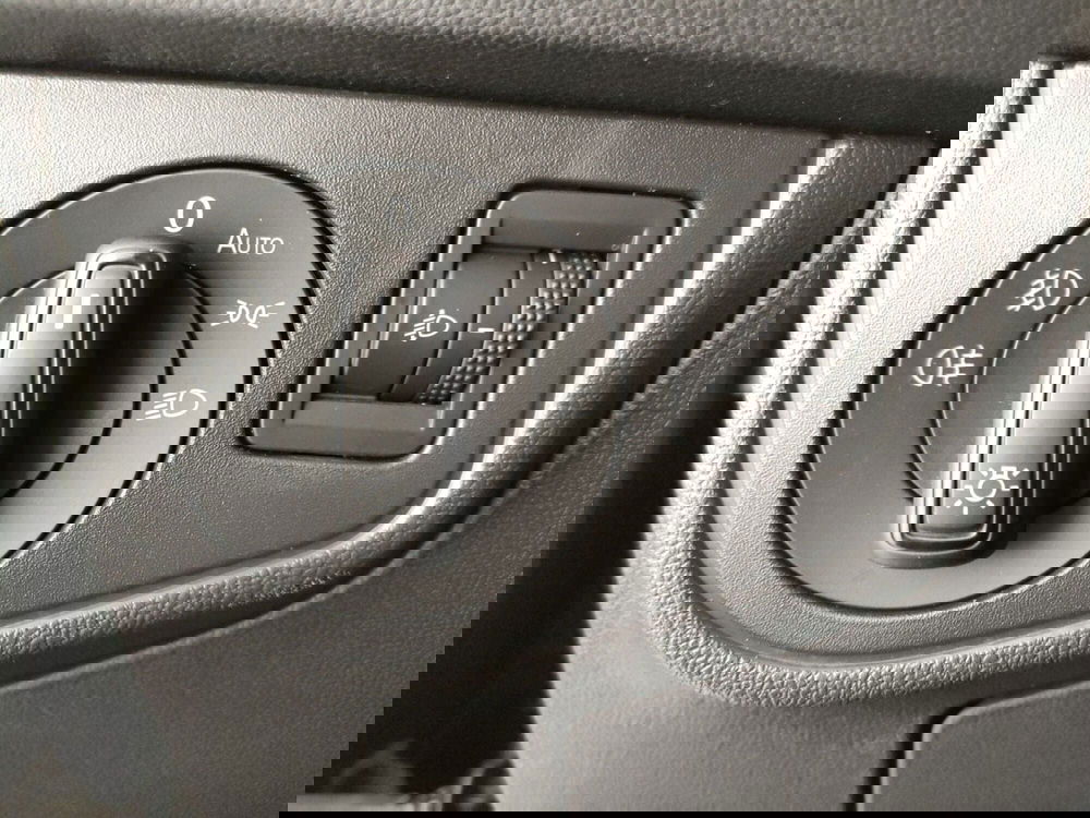 Volkswagen Taigo usata a Napoli (11)