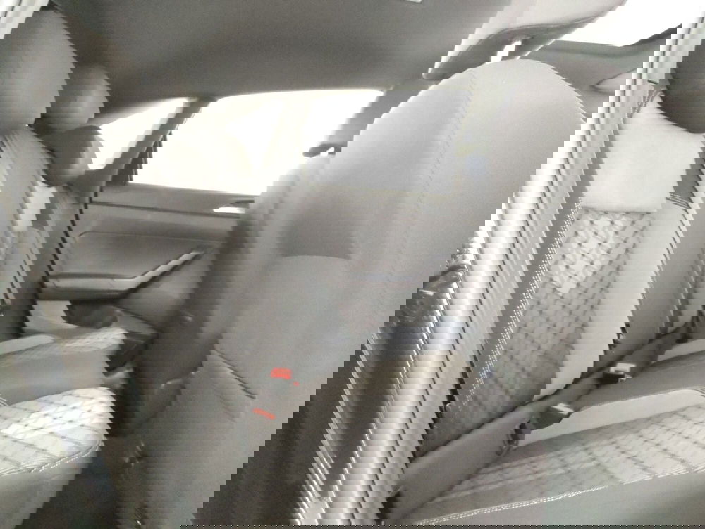 Volkswagen Taigo usata a Napoli (9)