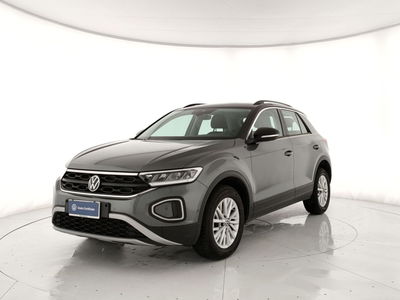 Volkswagen T-Roc 1.5 tsi Life dsg del 2024 usata a Torre Annunziata