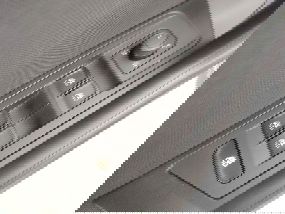 Volkswagen T-Roc usata a Napoli (12)