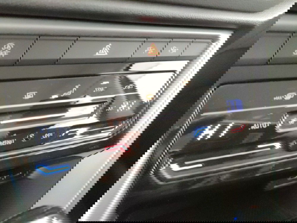 Volkswagen T-Roc usata a Napoli (19)