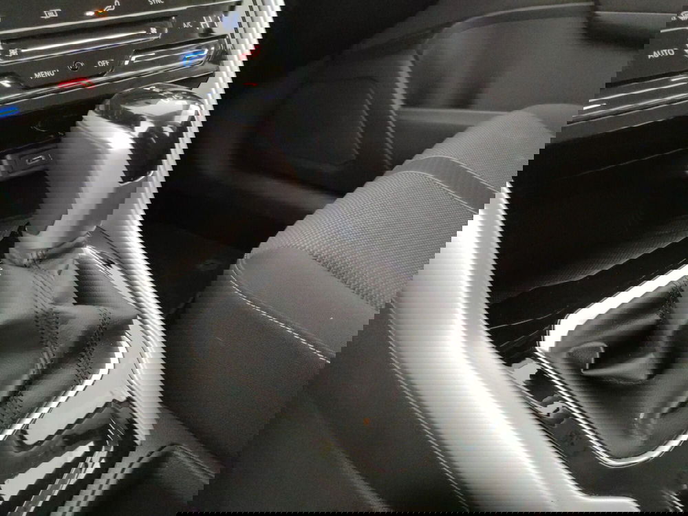 Volkswagen T-Roc usata a Napoli (20)