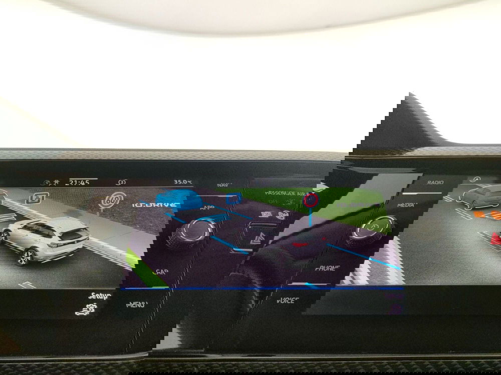 Volkswagen Taigo usata a Napoli (13)