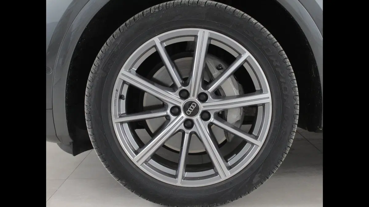 Audi Q5 Sportback usata a Palermo (5)