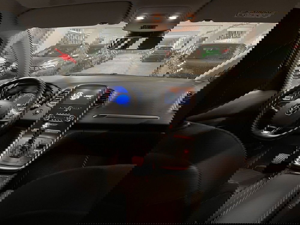 Renault Scénic usata a Milano (12)