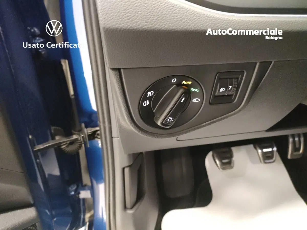 Volkswagen Taigo usata a Bologna (10)