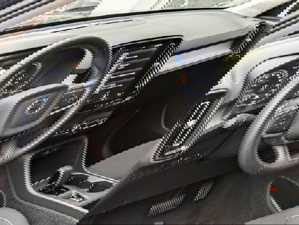 Volvo XC40 usata a Pescara (10)