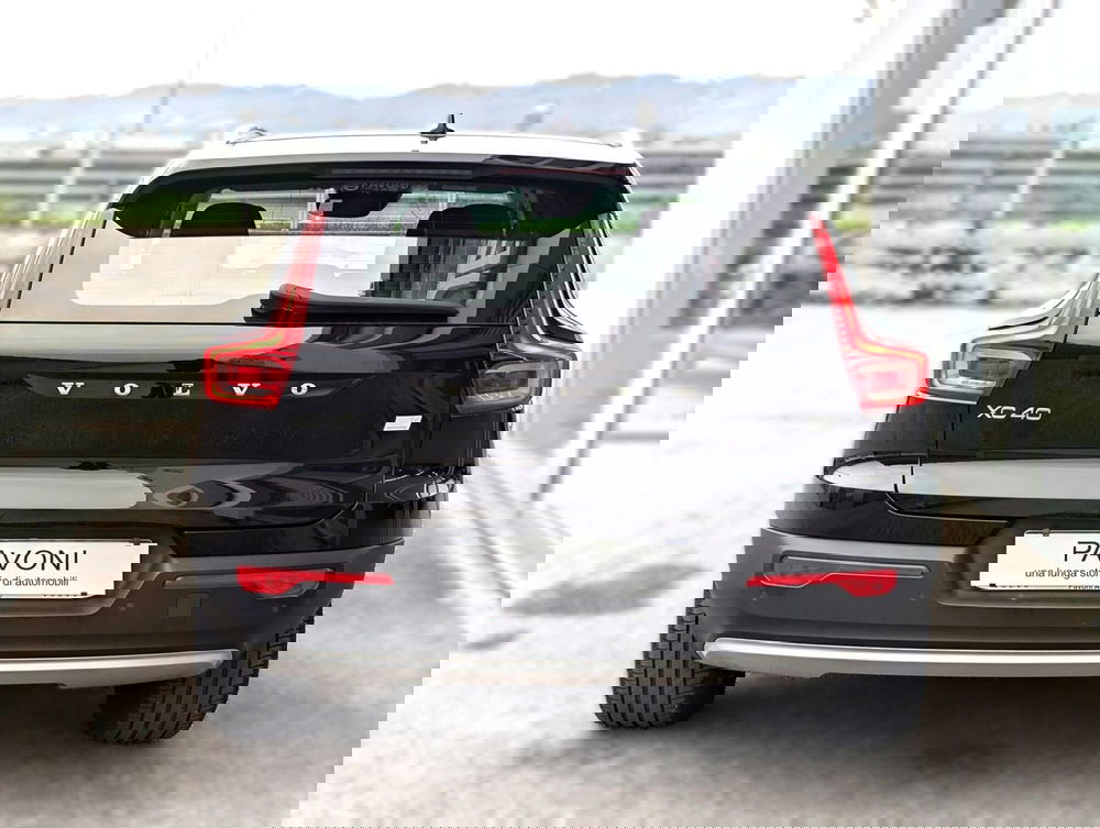 Volvo XC40 usata a Pescara (6)