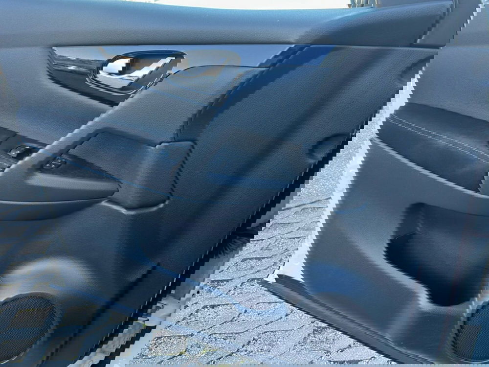 Nissan Qashqai usata a L'Aquila (17)