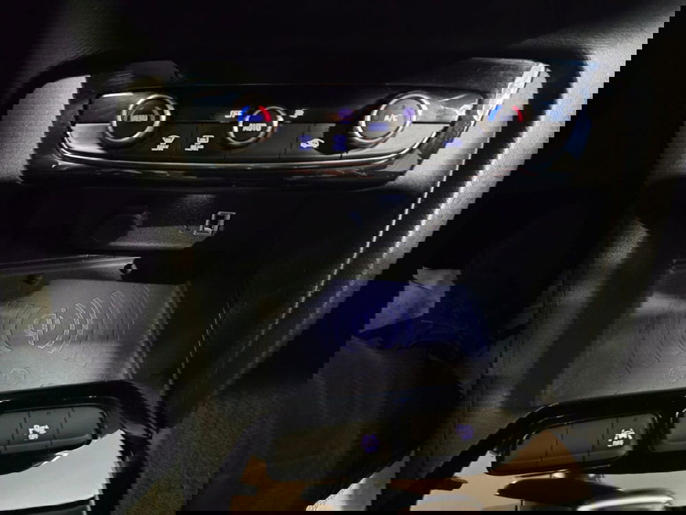 Opel Corsa-e usata a Rimini (16)