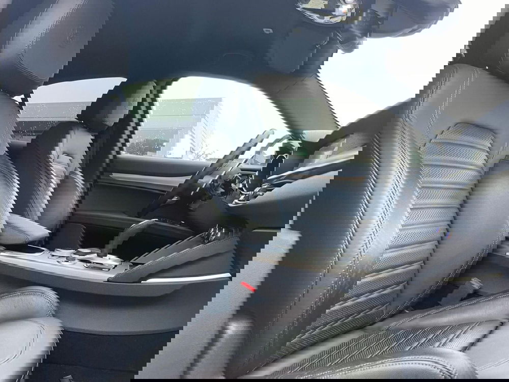 Alfa Romeo Stelvio usata a Ancona (15)