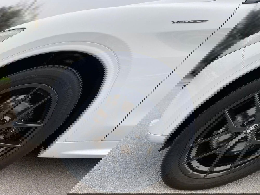 Alfa Romeo Stelvio usata a Ancona (20)