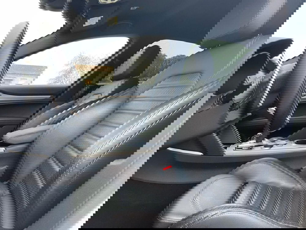 Alfa Romeo Stelvio usata a Ancona (9)