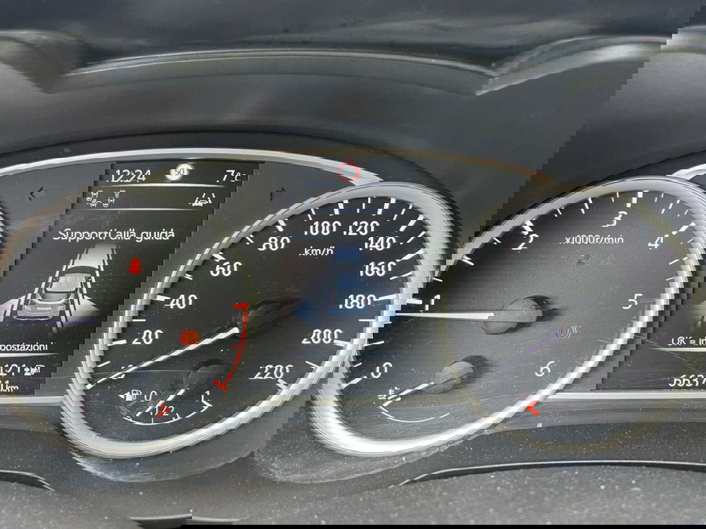 Nissan Micra usata a Ancona (12)