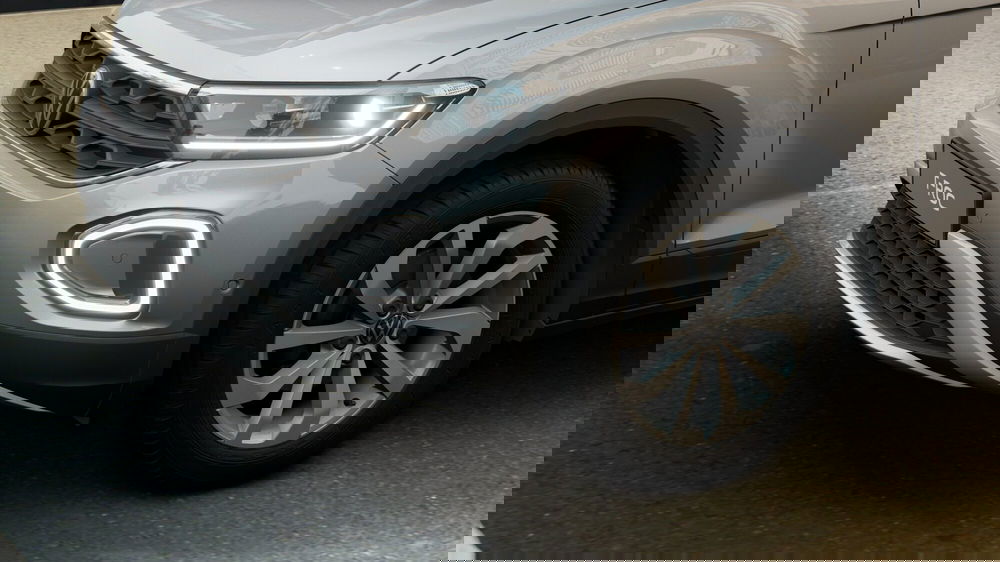 Volkswagen T-Roc nuova a Catanzaro (6)