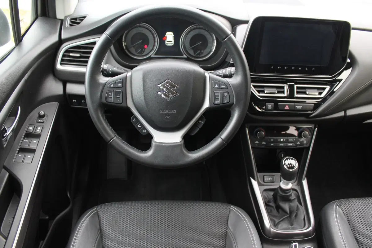 Suzuki S-Cross usata a Cuneo (7)