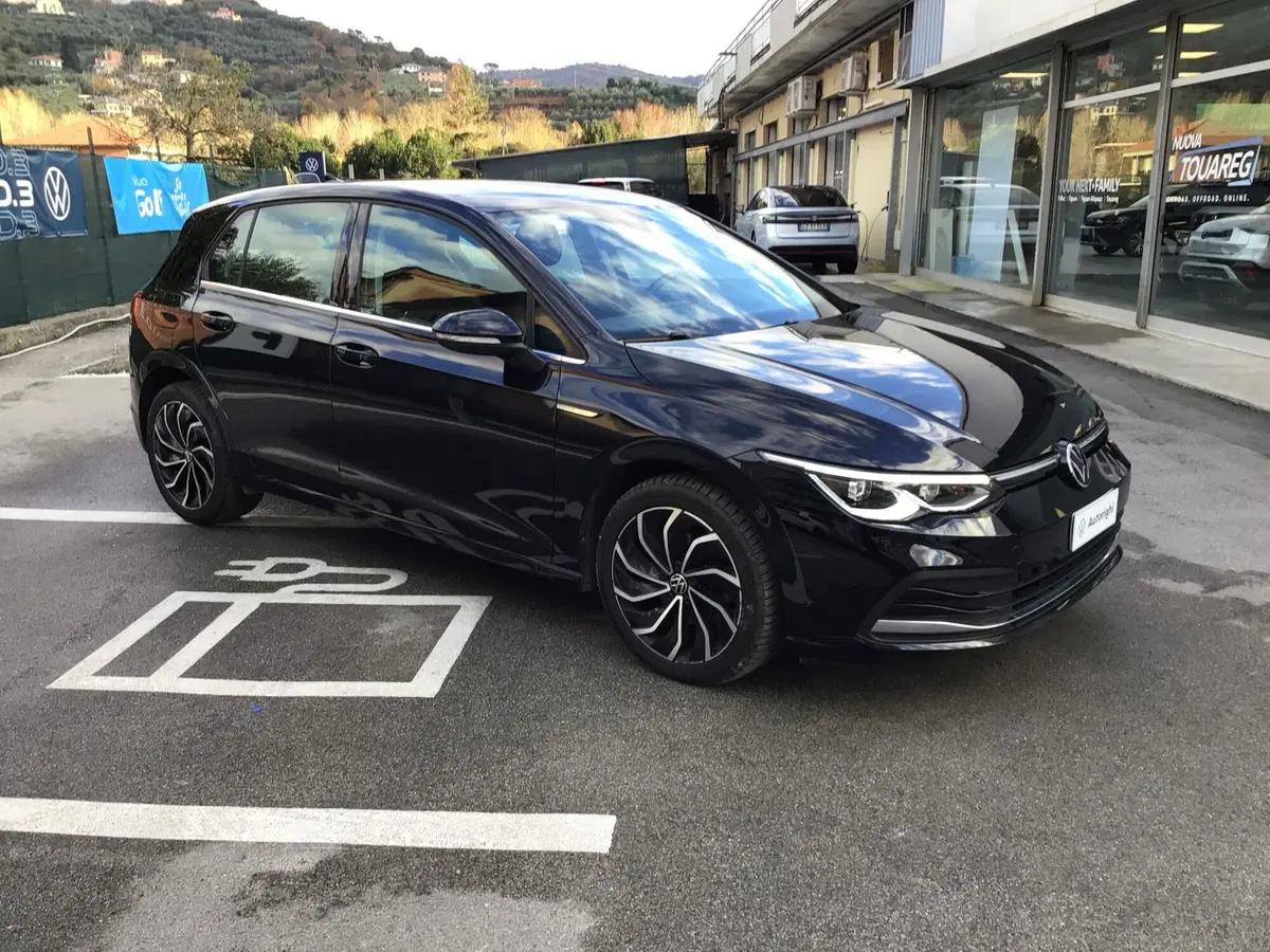 Volkswagen Golf usata a Genova (3)