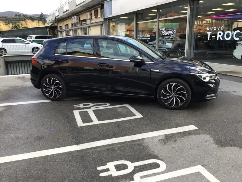 Volkswagen Golf usata a Genova (4)