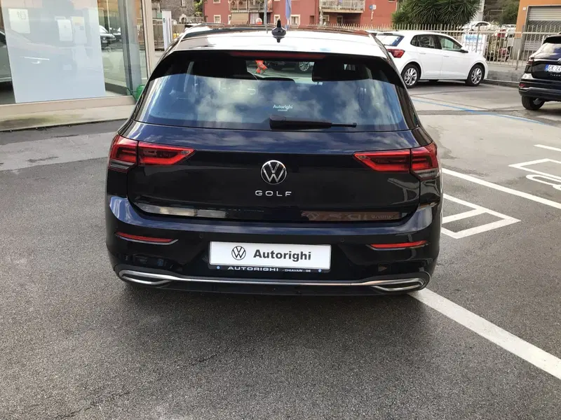Volkswagen Golf usata a Genova (6)