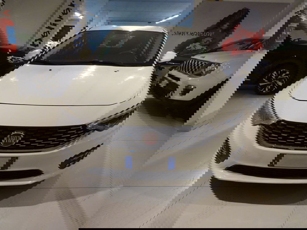 Fiat Tipo usata a Lucca (6)