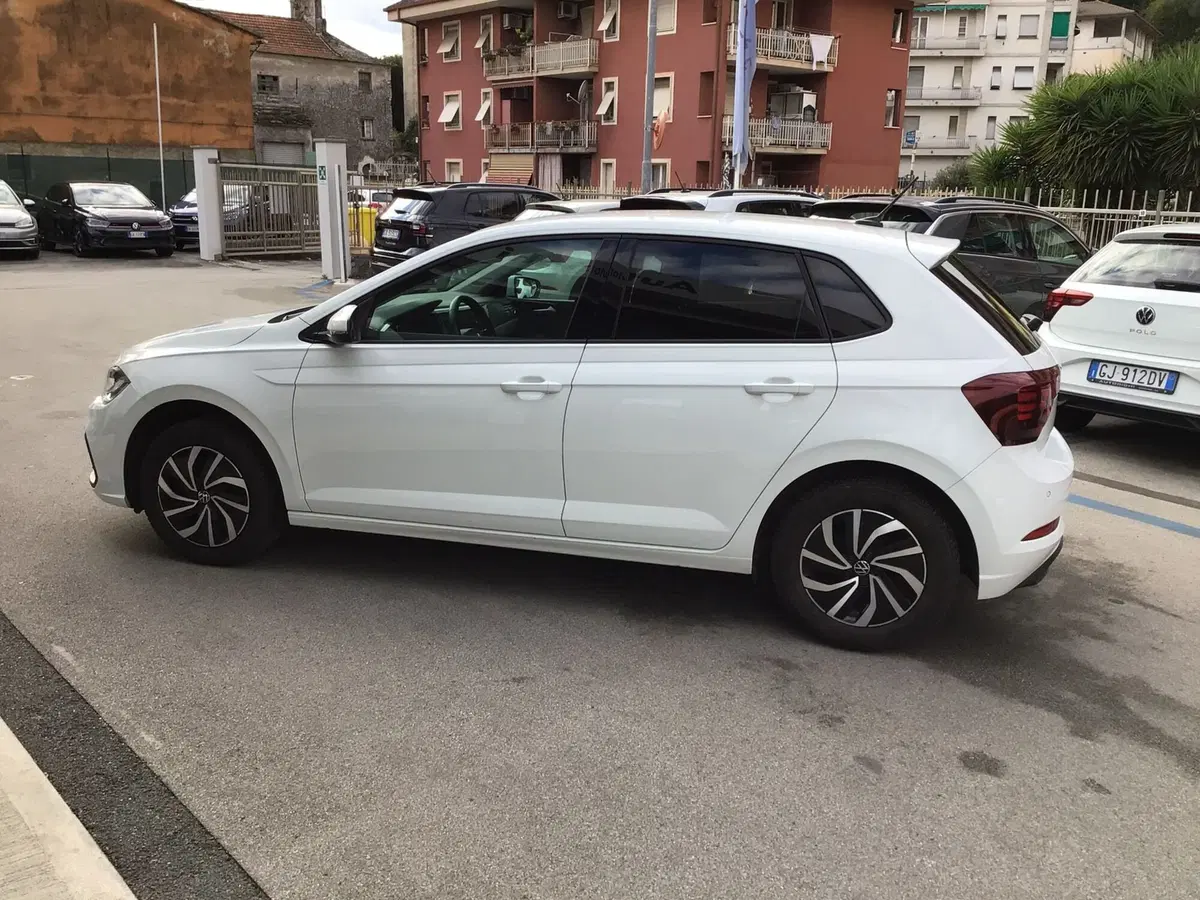 Volkswagen Polo usata a Genova (8)
