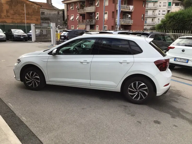 Volkswagen Polo usata a Genova (8)
