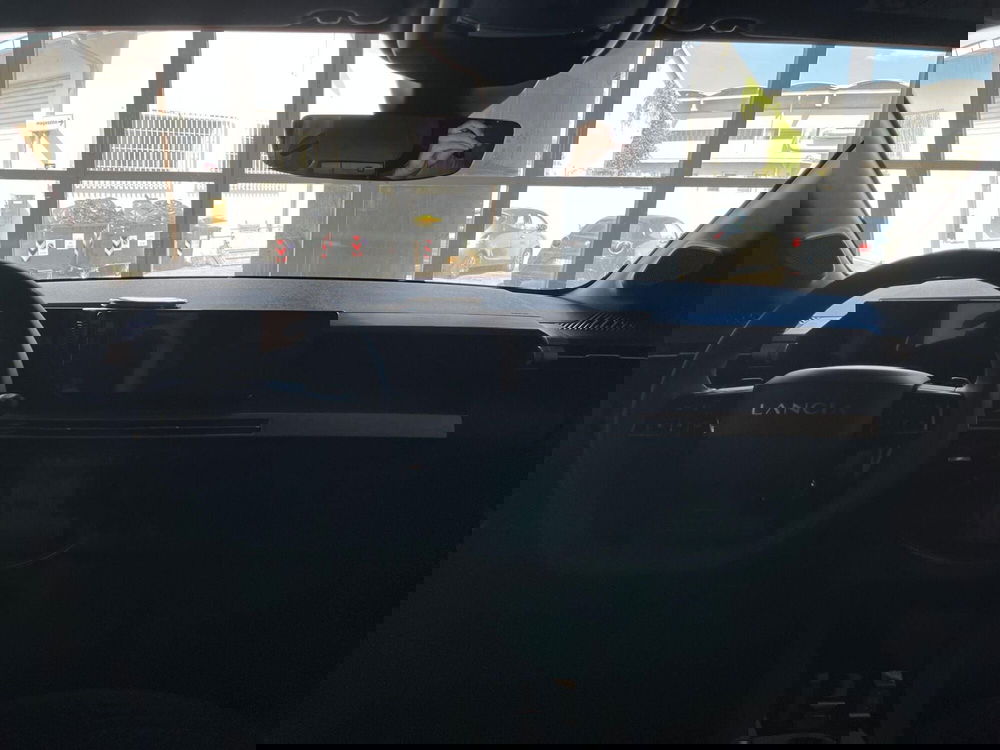 Lancia Ypsilon nuova a Lucca (10)