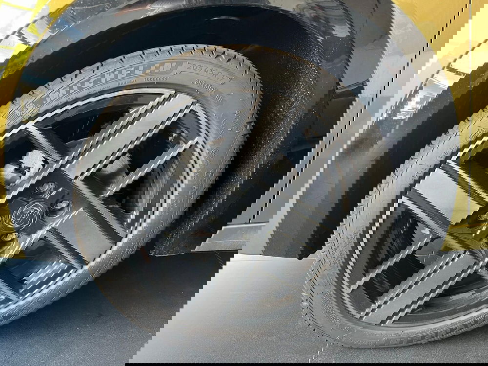 Lancia Ypsilon nuova a Lucca (11)