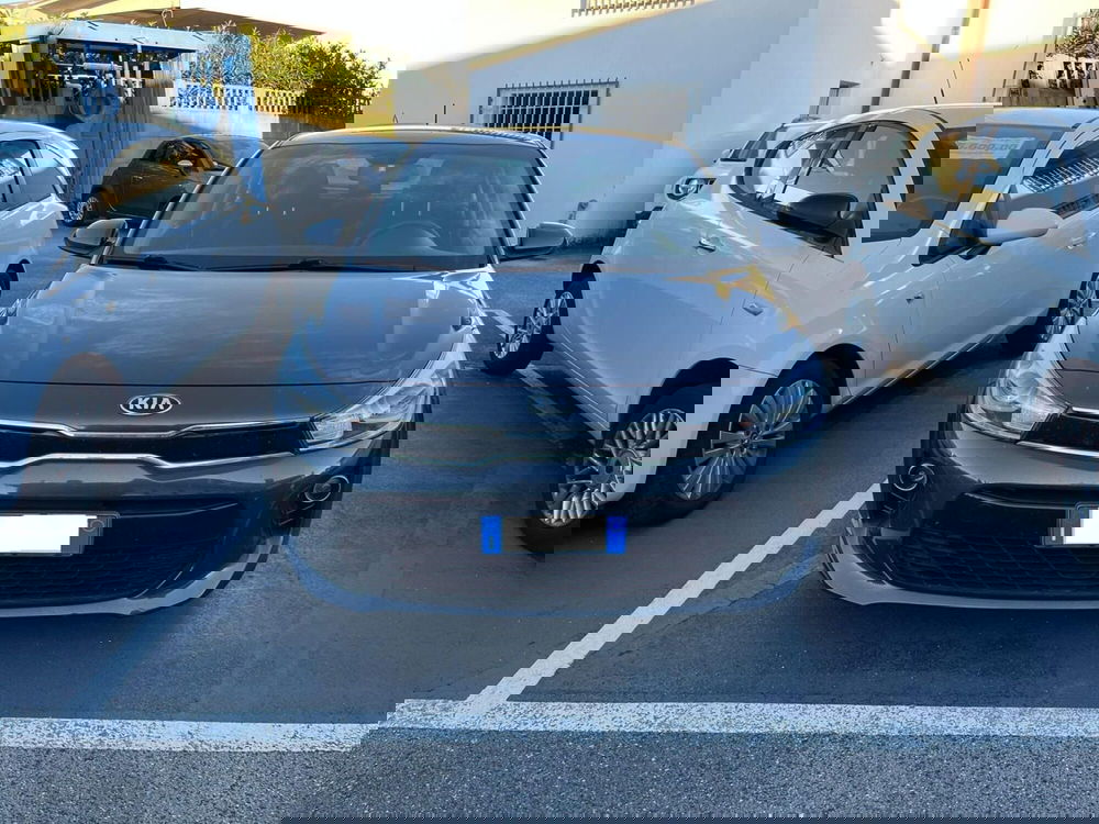 Kia Rio usata a Lucca (2)