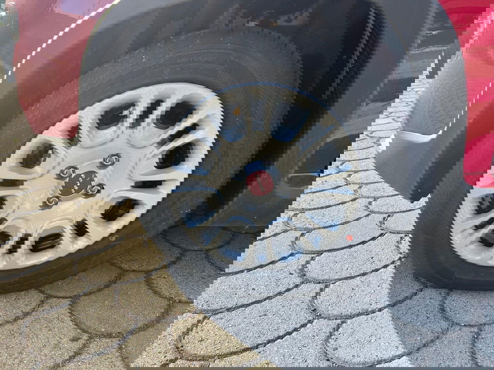 Fiat Panda Cross nuova a Lucca (9)