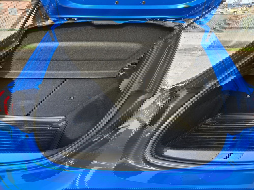 Peugeot 208 usata a Massa-Carrara (13)