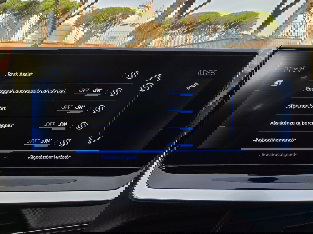 Peugeot 208 usata a Massa-Carrara (14)