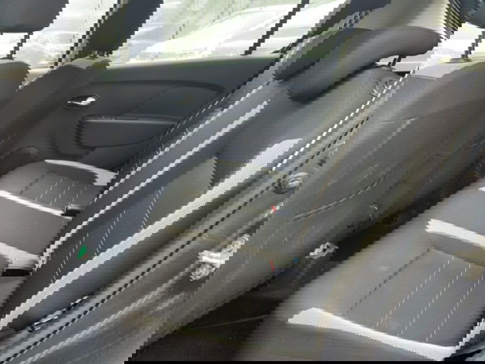 Dacia Sandero usata a Foggia (13)