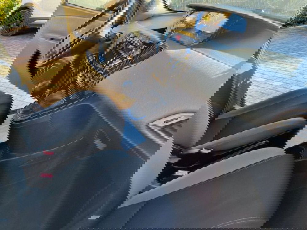 Lancia Ypsilon usata a Brescia (16)