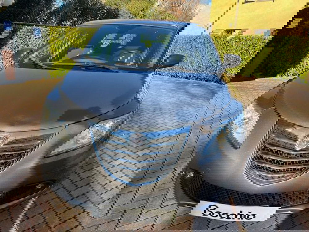Lancia Ypsilon usata a Brescia (2)